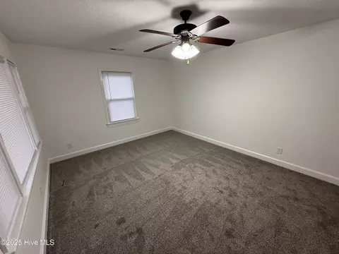 Bedroom - 115 Lake Ave, Dudley, NC 28333 photo 1 of 5