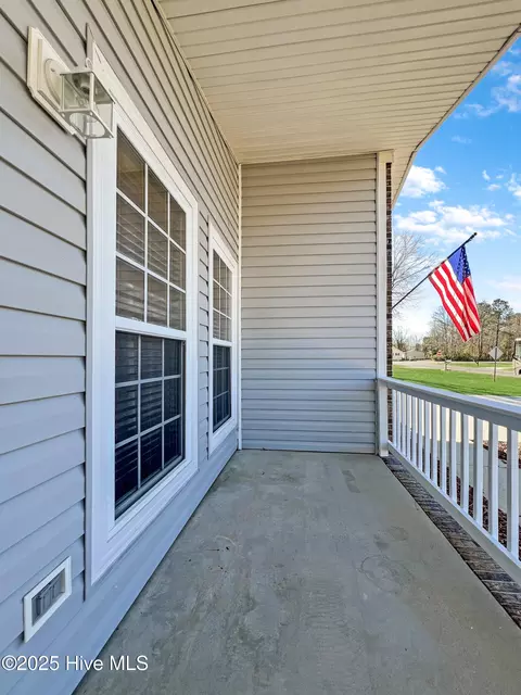 16 Cherokee Dr, Hubert, NC 28539 photo 3