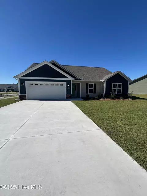 110 Duncan Ln, Newport, NC 28570