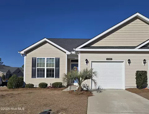 3310 Hogan Ct #A, Morehead City, NC 28557