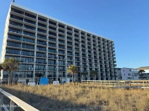 1615 Lake Park Blvd S UNIT 105, Carolina Beach, NC 28428