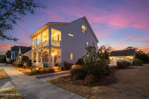 161 Gray Duck Dr, Beaufort, NC 28516