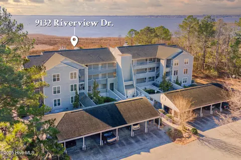 9132 Riverview Dr, New Bern, NC 28560