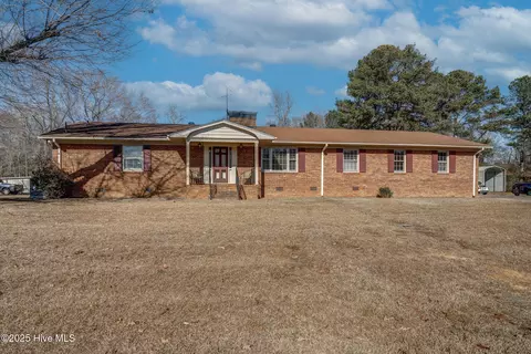 567 Old White Oak Rd, Nashville, NC 27856