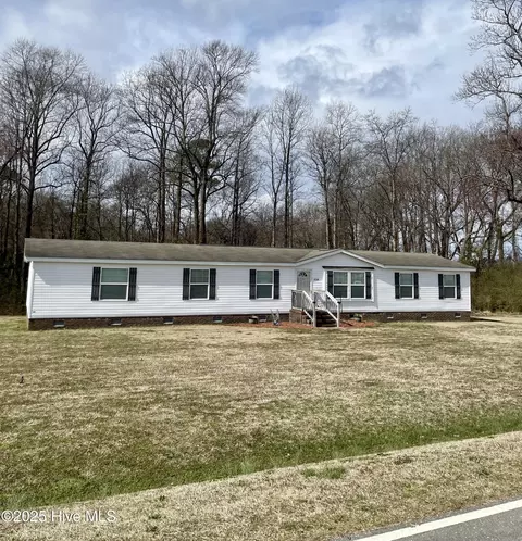 358 Community Dr, Goldsboro, NC 27530