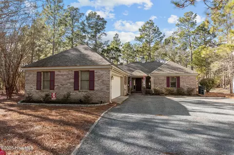 708 Thrush Dr, Vass, NC 28394