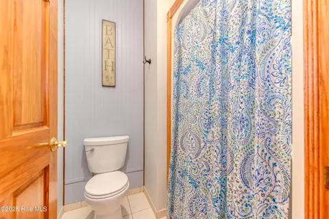Bath - 40191 Cutty Sark Dr, Avon, NC 27915 photo 4 of 6
