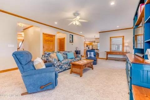 Living - 40191 Cutty Sark Dr, Avon, NC 27915 photo 4 of 4