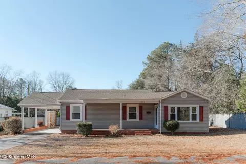 1602 Ashe St, Rockingham, NC 28379