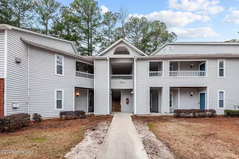 3302 Mulberry Ln #B, Greenville, NC 27858