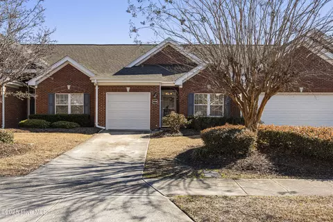 7738 Marymount Dr, Wilmington, NC 28411