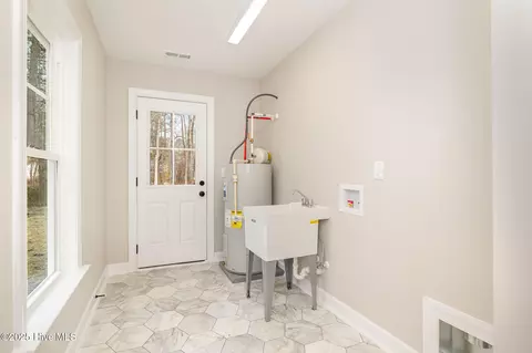 307 E Pope Ave, Kenly, NC 27542 photo 11