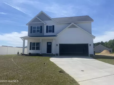 2108 Rhinestone Dr, Winterville, NC 28590