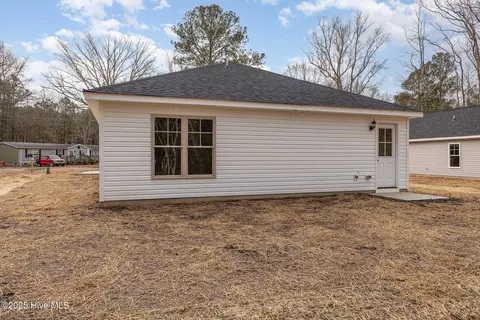 305 E Pope Ave, Kenly, NC 27542 photo 22