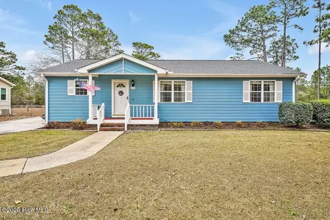 625 Eden Dr, Southport, NC 28461