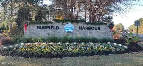 1105 Navidad Bank Ct, New Bern, NC 28560