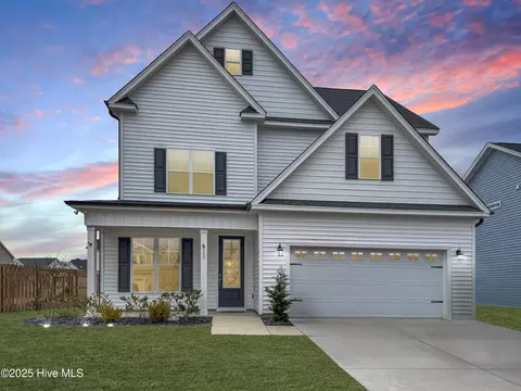 305 W Barred Owl Dr, Hampstead, NC 28443