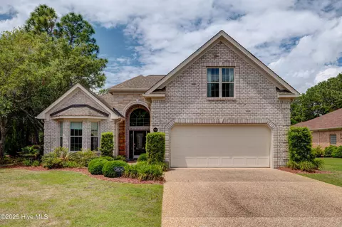 5834 White Heron Rd, Wilmington, NC 28412
