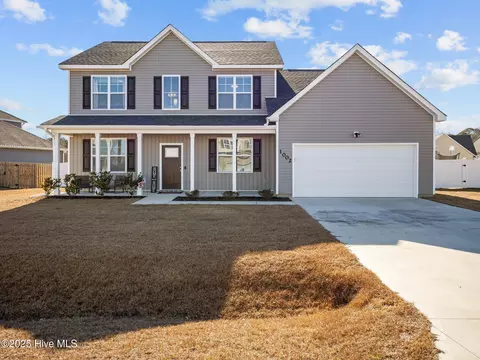 1002 Ferry Spring Ln, Jacksonville, NC 28546