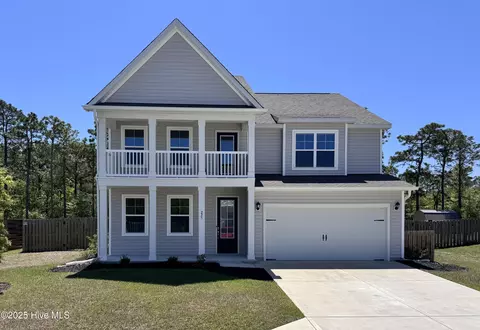 225 Salt Meadow Ln, Newport, NC 28570