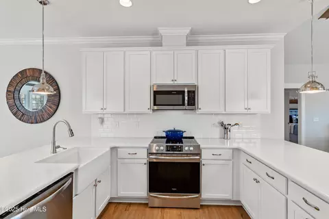 Kitchen - 1569 Moray Loop, Sunset Beach, NC 28468 photo 2 of 3