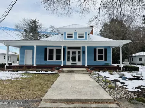 113 E North St, Warsaw, NC 28398