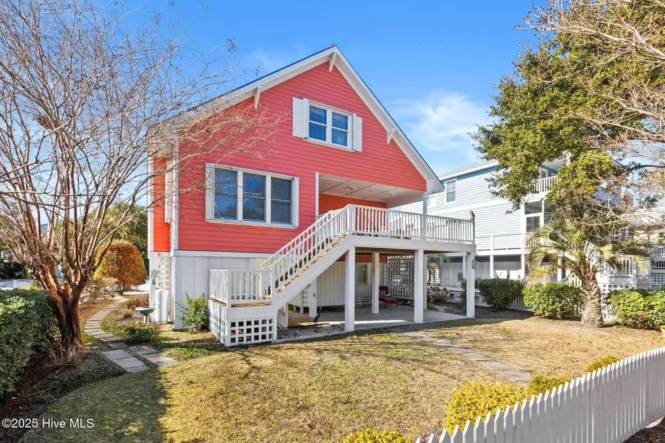 Exterior - 212 Seawatch Way, Kure Beach, NC 28449 photo 4 of 20