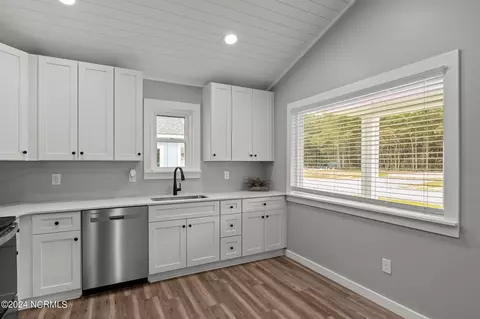 137 Long Pond Loop, Swansboro, NC 28584 photo 17