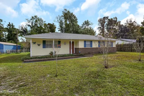 222 Bradford Rd, Wilmington, NC 28409