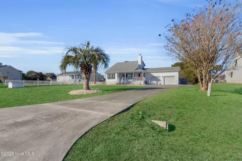 149 Junius Dr, Newport, NC 28570