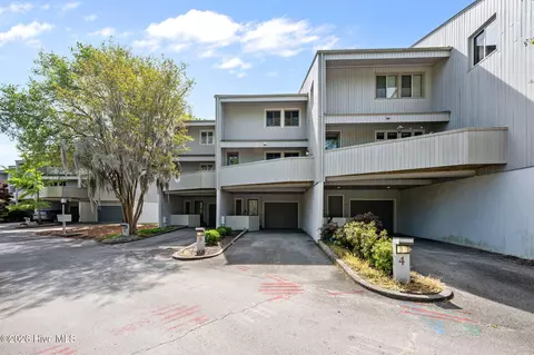 5 Batts Hill Rd #5, New Bern, NC 28562