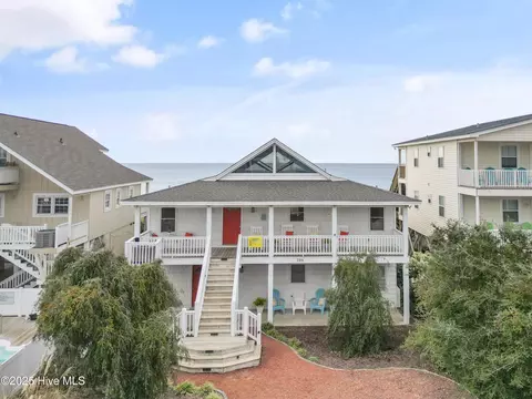 709 Ocean Blvd W, Holden Beach, NC 28462