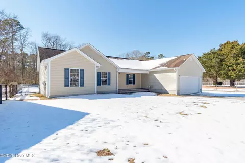 661 Ben Williams Rd, Jacksonville, NC 28540
