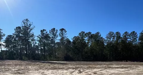 3042 W Timber Crest Ln NE, Leland, NC 28451