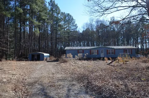 8097 Bray Rd, Bailey, NC 27807 photo 3
