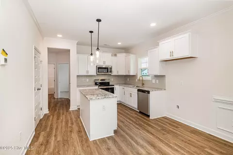 Kitchen - 65 Barony Ln, Smithfield, NC 27577 photo 1 of 3