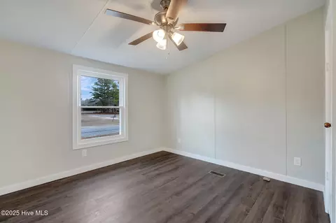 101 Goodwin Ave, Hamlet, NC 28345 photo 12