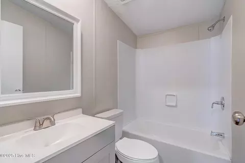 101 Goodwin Ave, Hamlet, NC 28345 photo 6