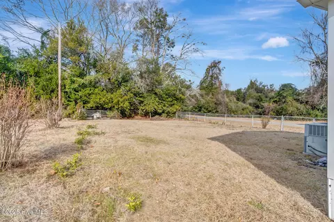 101 Goodwin Ave, Hamlet, NC 28345 photo 17