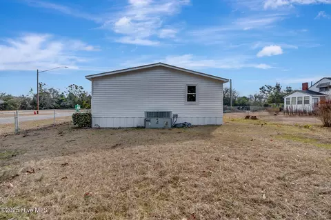 101 Goodwin Ave, Hamlet, NC 28345 photo 19