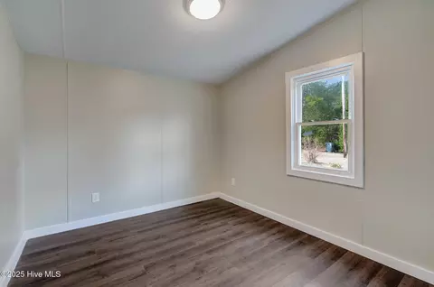 101 Goodwin Ave, Hamlet, NC 28345 photo 5