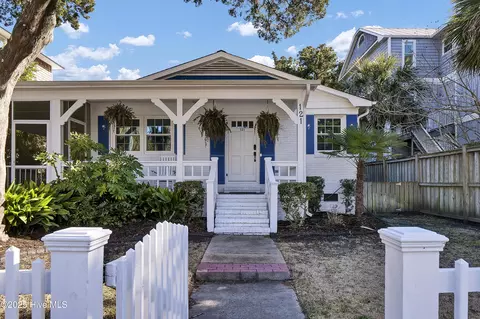 121 Cypress Ave, Wrightsville Beach, NC 28480