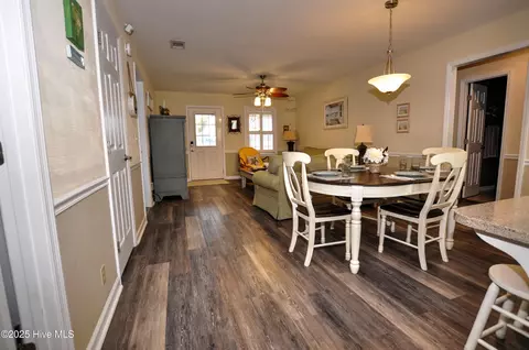 415 4th St, Sunset Beach, NC 28468 photo 10