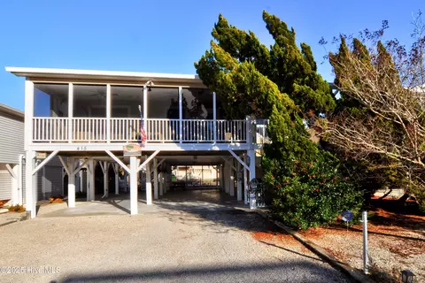 415 4th St, Sunset Beach, NC 28468 photo 2