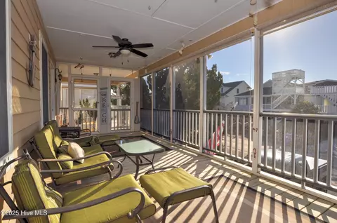 415 4th St, Sunset Beach, NC 28468 photo 8