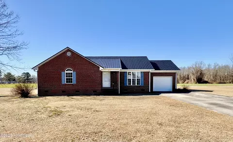 Exterior - 3057 Condor Ct, Deep Run, NC 28525 photo 2 of 2
