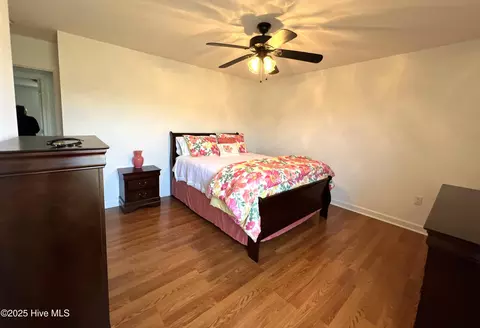 Bedroom - 3057 Condor Ct, Deep Run, NC 28525 photo 2 of 3