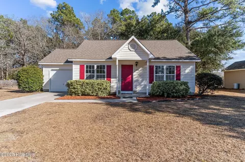 288 Eastwood Ln, Belville, NC 28451