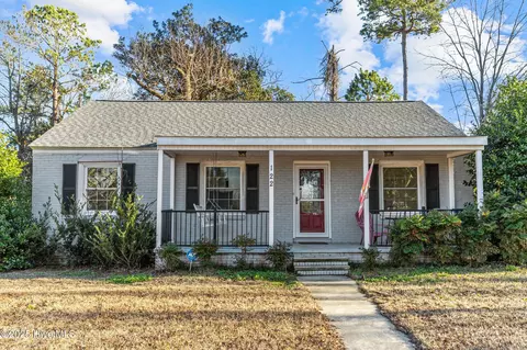 122 W Bayshore Blvd, Jacksonville, NC 28540