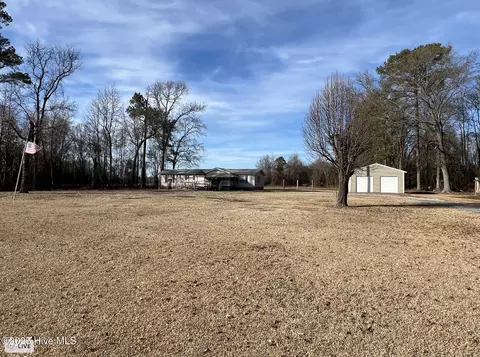 4423 Keener Rd, Clinton, NC 28328